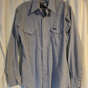 Wrangler Men's Light Blue Button Down Shirt